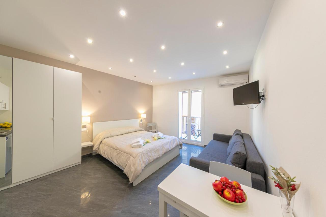 Kefa Holiday - Alle Torri Apartments 체팔루 외부 사진